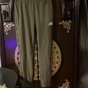 New Balance Men's Olive Joggers